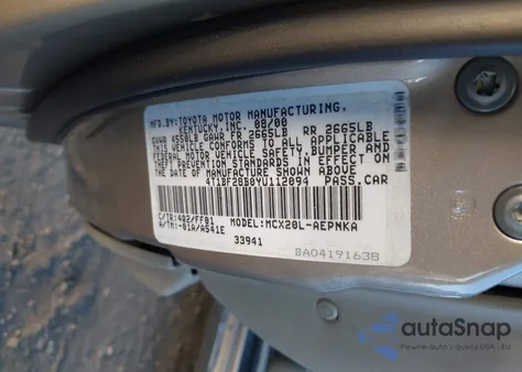 2000 Toyota Avalon Xl z USA, uszkodzony, nr VIN 4T1BF28B0YU112094